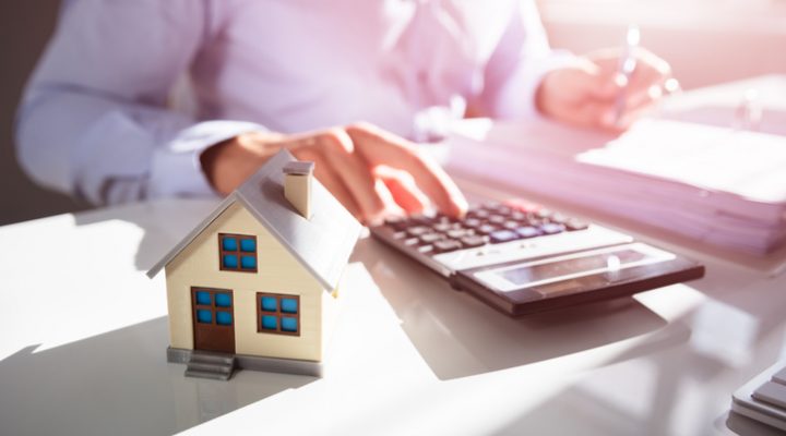 4 Tips for Saving Money on Real Estate Taxes